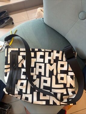 Black & White Graphic Crossbody Bag - ""